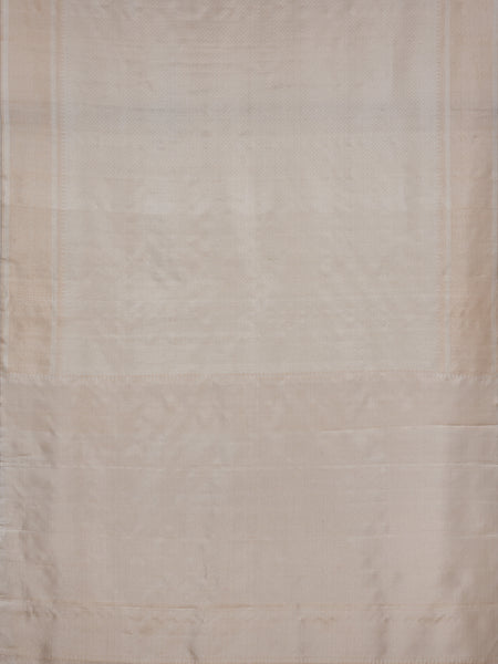 Biscoff in Silver Zari