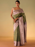 Ezhu Veldari in Capers & Grey