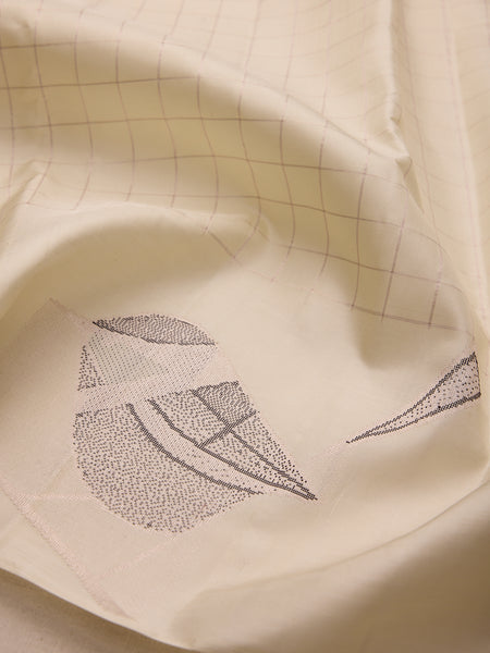 Flighty Grids in Ivory