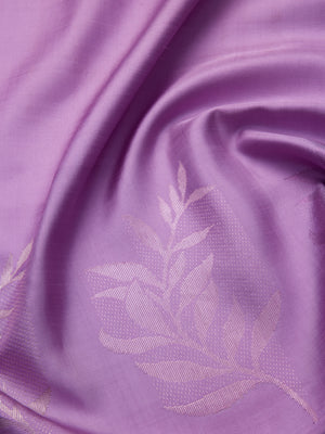Foliage Border in Lilac