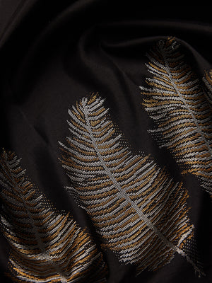 Leaf Border in Onyx & Zari